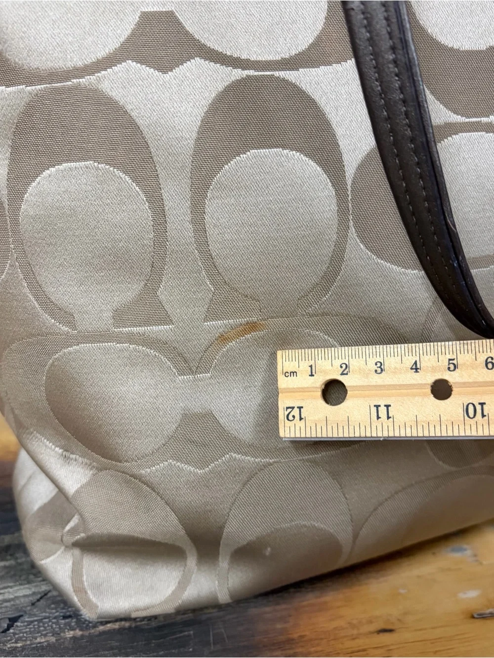 Coach Laura Signature Logo Tote Bag Purse Brown Khaki Zip Closure